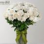 25 white roses vase