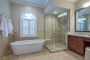 Discover Exquisite Custom Glass Shower Doors in Toronto 