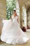 Are you looking for plus size wedding gowns in Palm Beach?
