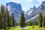 Captivating Landscapes: Yellowstone National Park, Wyoming