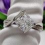 Eco-Friendly Lab Grown Diamond Engagement Rings Await