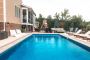 Top Fiberglass Pool Contractors Rosete Hardscapes – Call Now