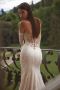 Get A Stunning Bridal Look with Beautiful Wedding Gown in Me
