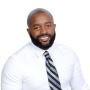Meet internal medicine doctor Nathaniel Hayward in Arlington