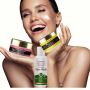 The De Tan Facial Kit is specially curated with natural extr