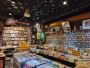Vinyl Bay 777 – Your Go-To Record Store for Rare Music